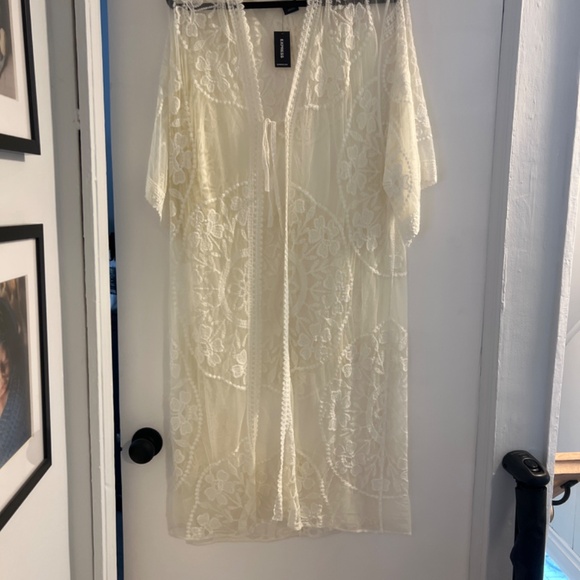 Cream Kimono/Cover Up - Picture 2 of 2